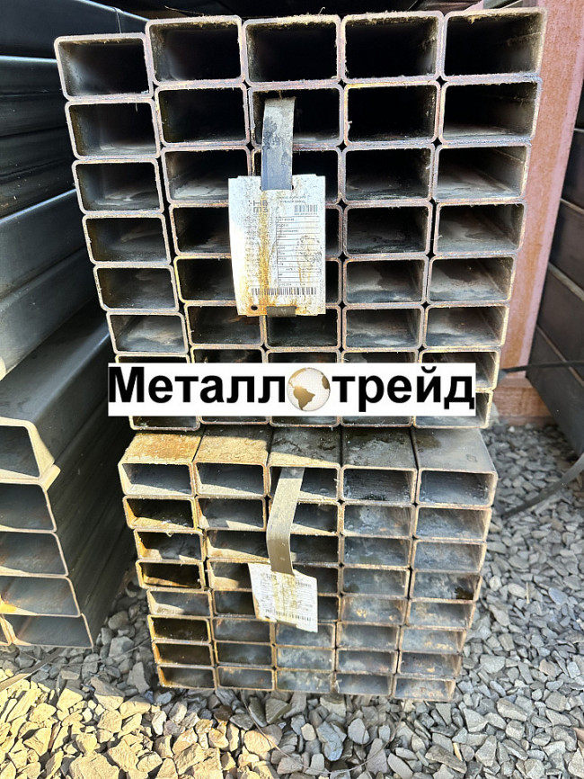 Труба профильная Ст3 40х20х1,8 мм (6м) Северсталь