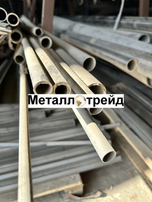 Труба нержавеющая TP 321 76х3 мм TP 321, матовая