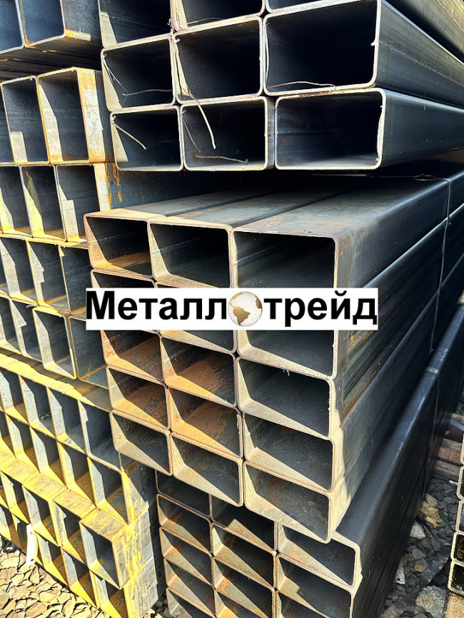 Труба бесшовная 168х12 мм