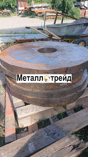 Поковка стальная 40ХН2МА 310 мм