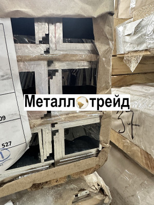Уголок алюминиевый АМг5 410952х50х30х5,0 мм