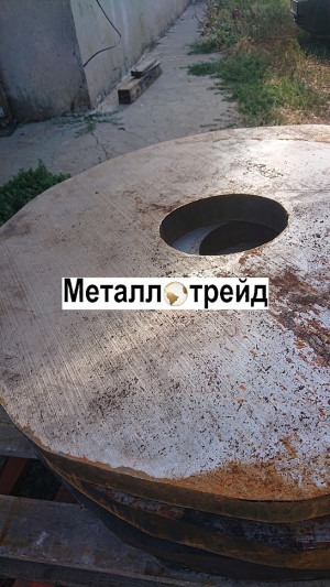 Поковка стальная 4Х5МФС 470 мм