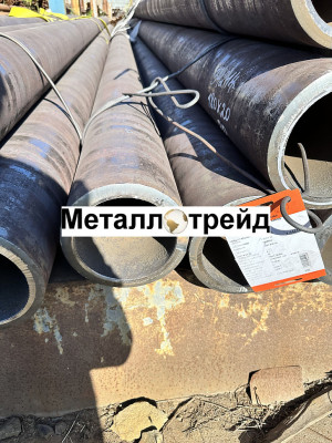 Труба электросварная Ст17Г1С 820x10 мм 12010