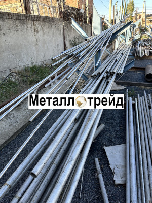 Труба нержавеющая бесшовная 12Х18Н10Т 76x8 мм 6010