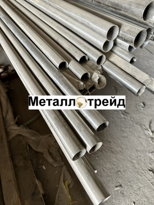Труба нержавеющая TP 304 80х40х1,5 мм TP 304, EN 10219-2