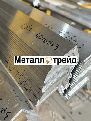Уголок алюминиевый АД31Т1 35х35х3 мм 6000
