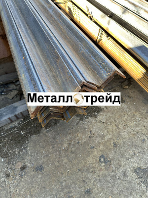 Уголок С355 200х200х16 мм 12000