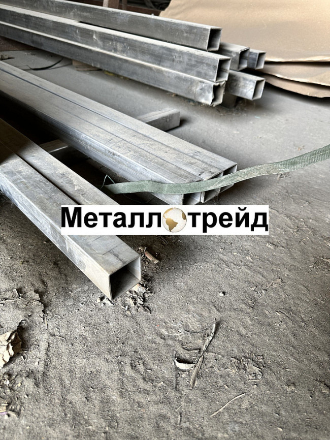 Труба нержавеющая бесшовная 12Х18Н10Т 95x9 мм 6010